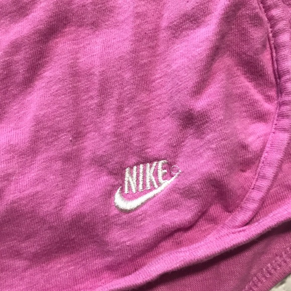 🌻 Nike shorts - Picture 2 of 6